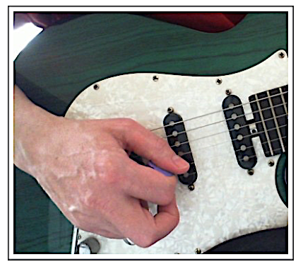 alternate, picking, guitar, technique, right, hand, string, alignment, 